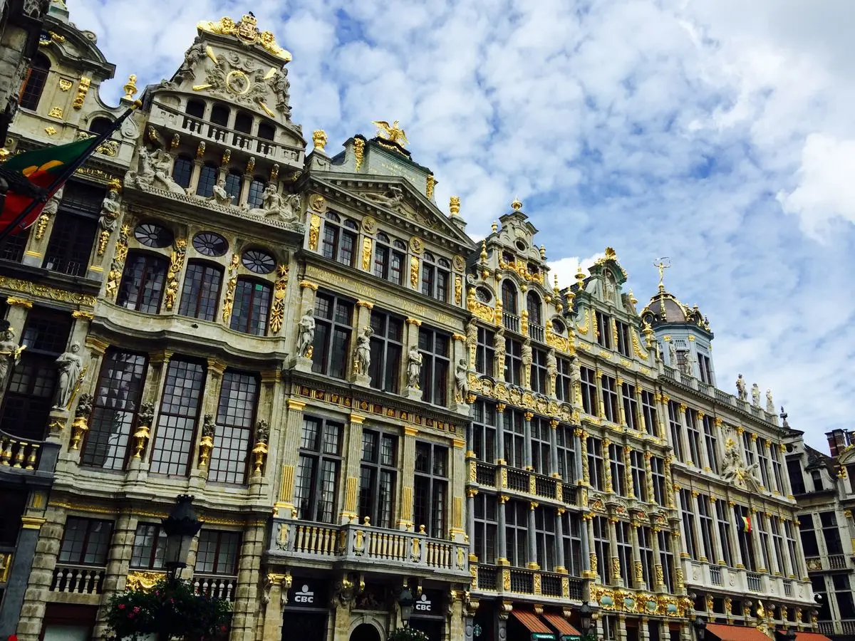 Les façades dorées de la Grand-Place de Bruxelles